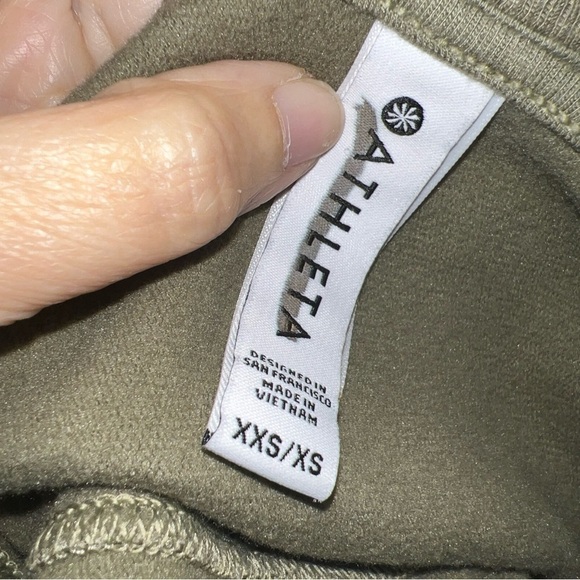 Athleta Ethereal Cocoon Wrap Sweater Womens Xxs/XS Shadow Olive Cardigan - Picture 5 of 6